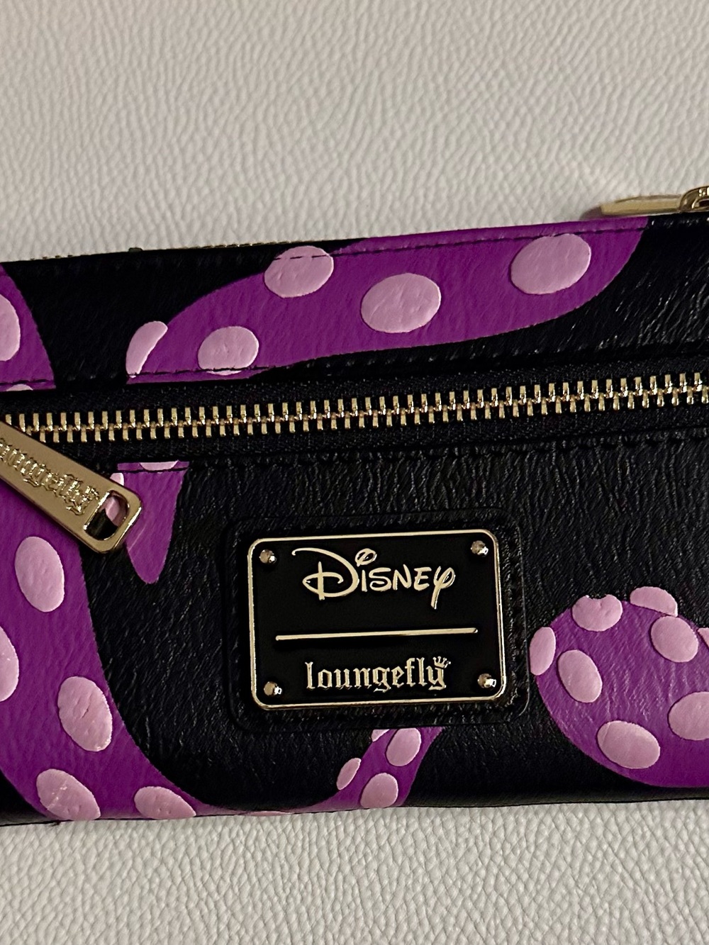 Disney Loungefly Ursula Clutch - Picture 2 of 4